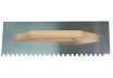 Маламашка дървена дръжка 380x130mm с гребен TS thumbnail